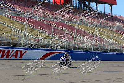 media/Aug-27-2022-Fastrack Riders (Sat) [[c588535105]]/Level 1/Session 1 Start Finish/